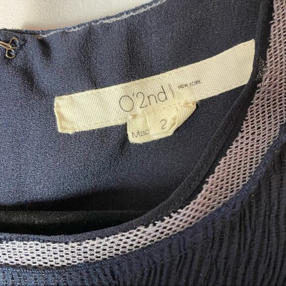 O’2nd Navy Blue Mixed Media Blouse Size 2 - Picture 2 of 8